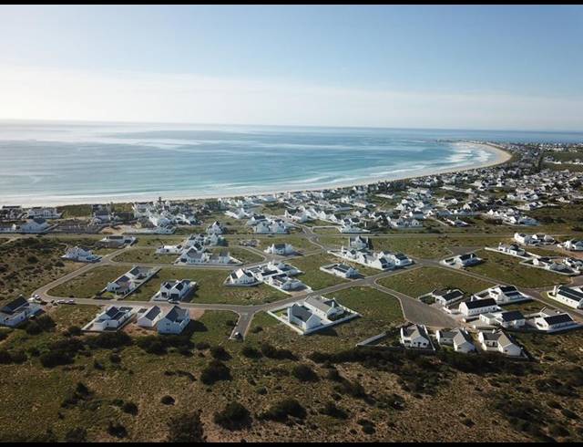 LAND FOR SALE IN BRITANNIA BAY